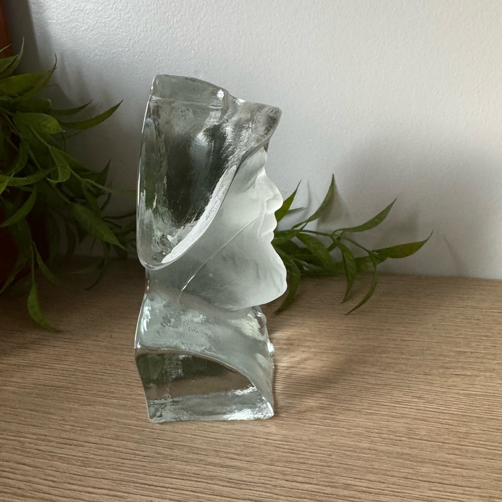 Viking Glass Realistic Sculpture Bust Art Bookend - Picture 4 of 9